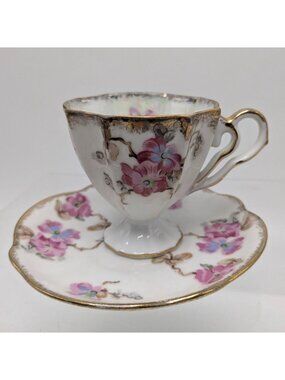 Napcoware Porcelain Cup Saucer Pink White Floral Scalloped Edges Japan Vintage